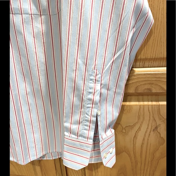 Turrau Mens Button Down Striped Shirt Size Medium - Picture 4 of 6